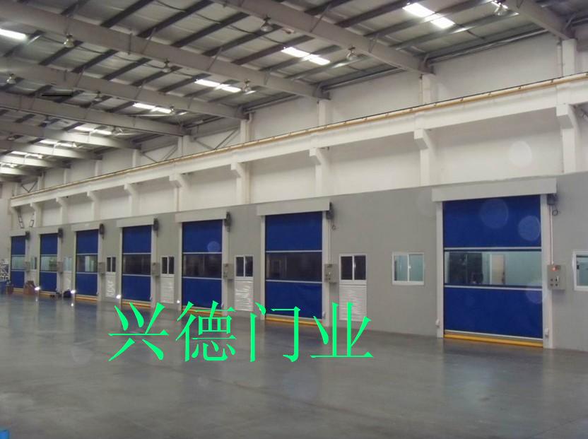 說說防塵門，防塵門由興德門業(yè)快速門防塵的專用門