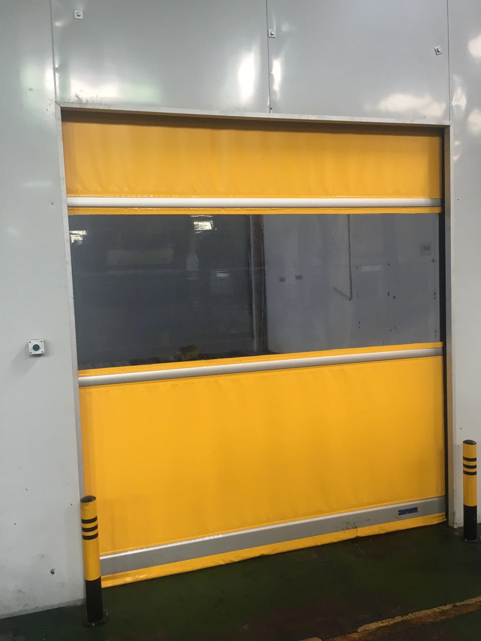 安裝快速門之前應(yīng)該怎樣預(yù)留電源線？